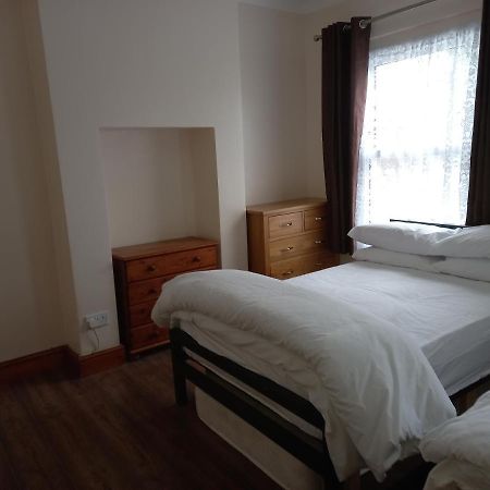 Bubblesbnb- 4 Bedroom House London Ngoại thất bức ảnh