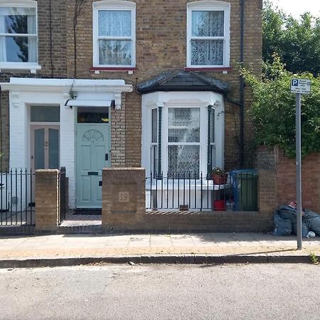 Bubblesbnb- 4 Bedroom House London Ngoại thất bức ảnh