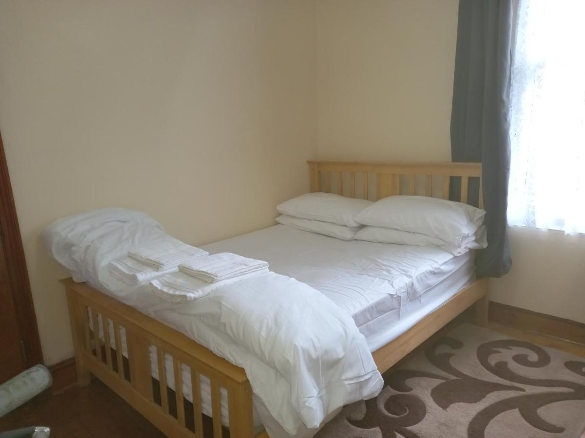 Bubblesbnb- 4 Bedroom House London Ngoại thất bức ảnh
