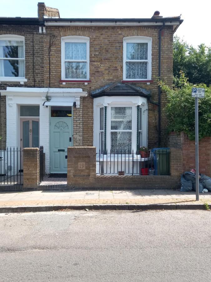 Bubblesbnb- 4 Bedroom House London Ngoại thất bức ảnh